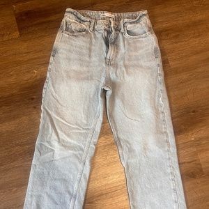 Zara cutoff mom jeans size 6